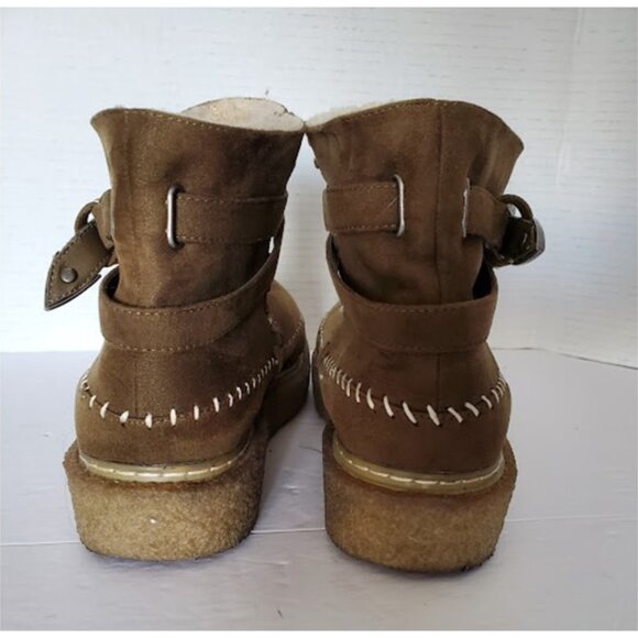 Free People Vegan Suede & Shearling Lined Ankle Boots Buckle Size 10 Cozycore - Picture 5 of 9